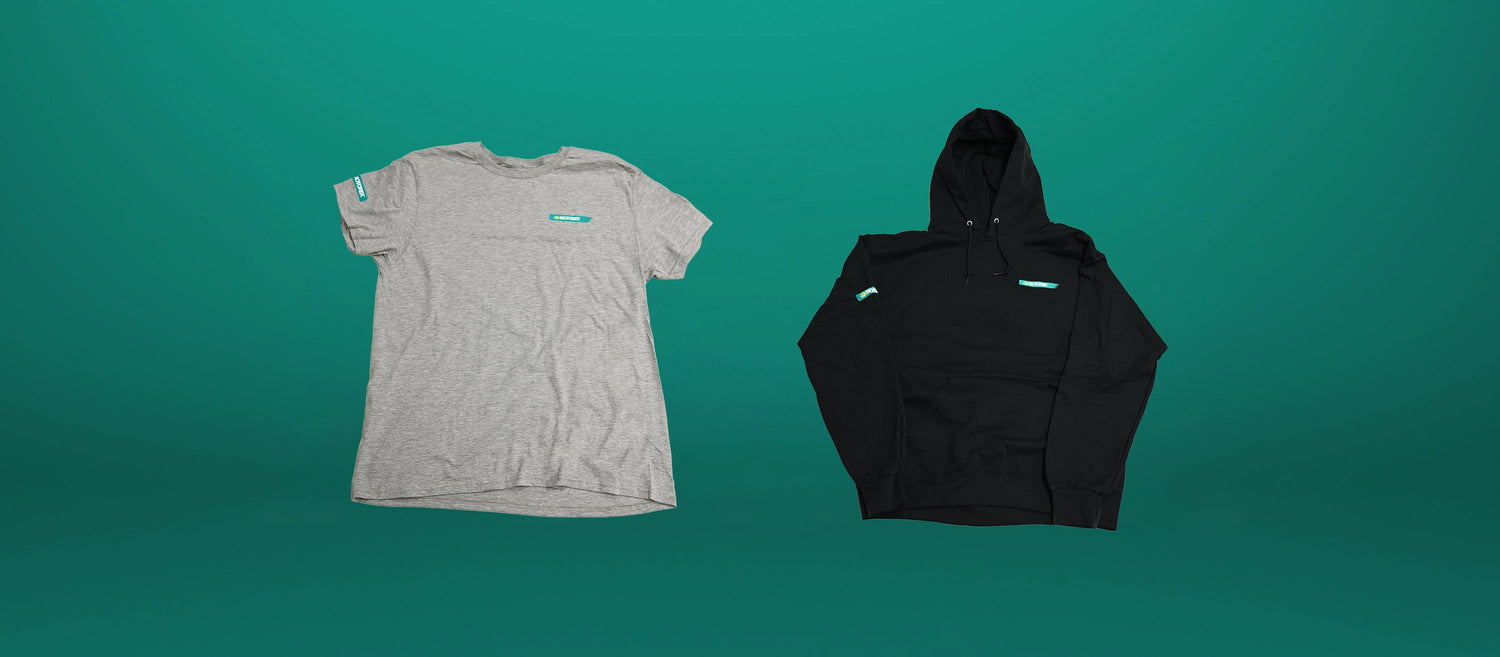ACCESSORIES & APPAREL